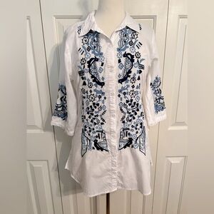 Kyla Seo Embroidered Button Down Size Medium